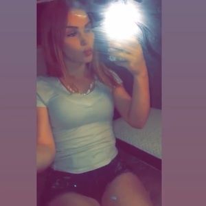 Meet your Posher, Makayla